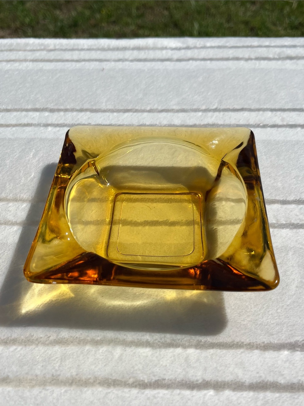 1970’s Anchor Amber Ash Tray - Picture 4 of 5